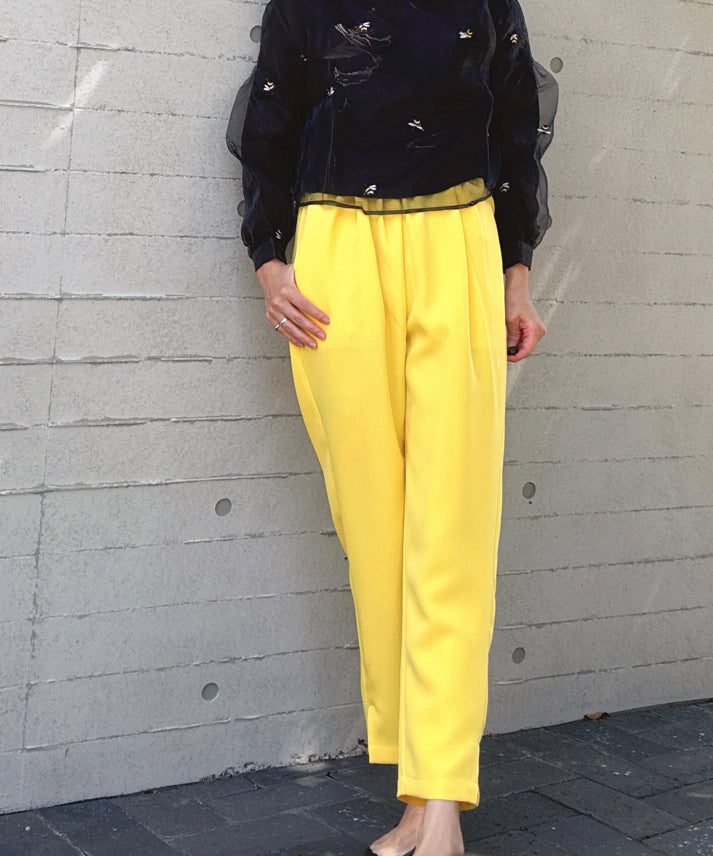 tapered pants