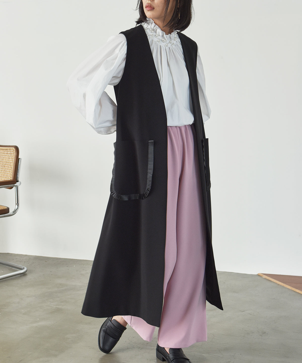 pocket pleated long gilet