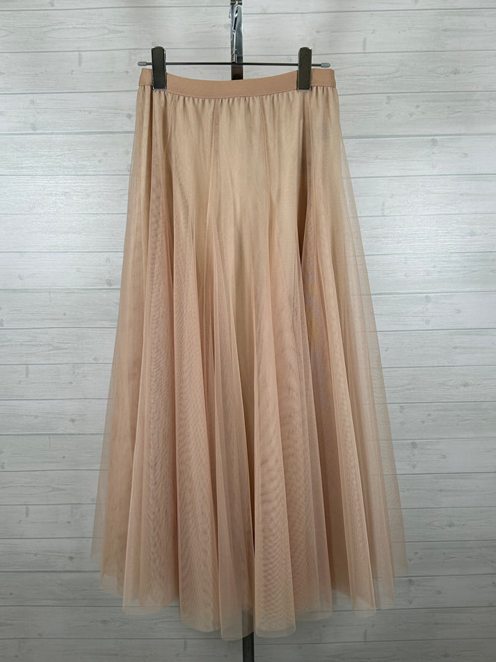 tulle skirt