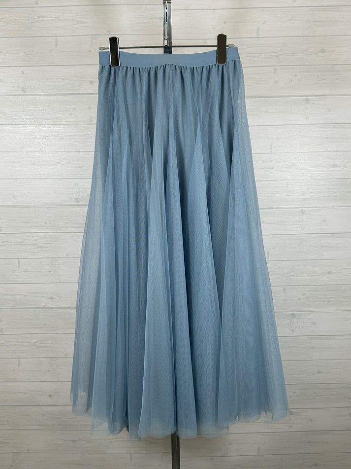 tulle skirt
