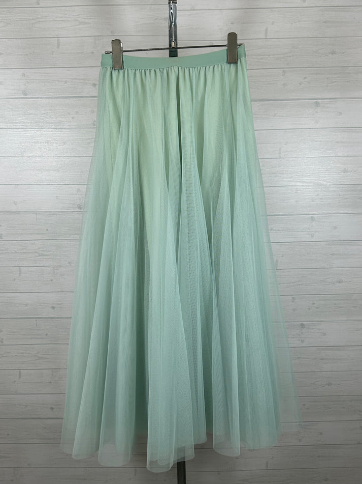 tulle skirt