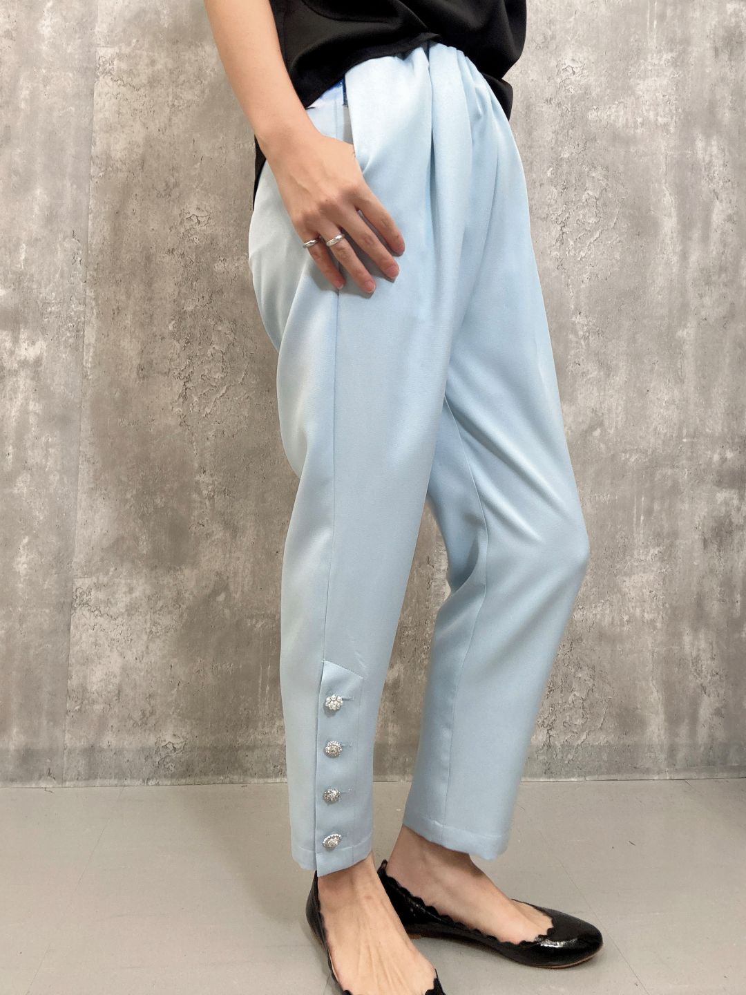 hem bijou button pants