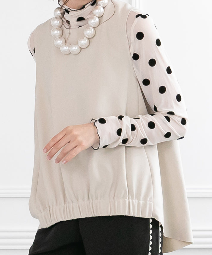 back button scalloped vest