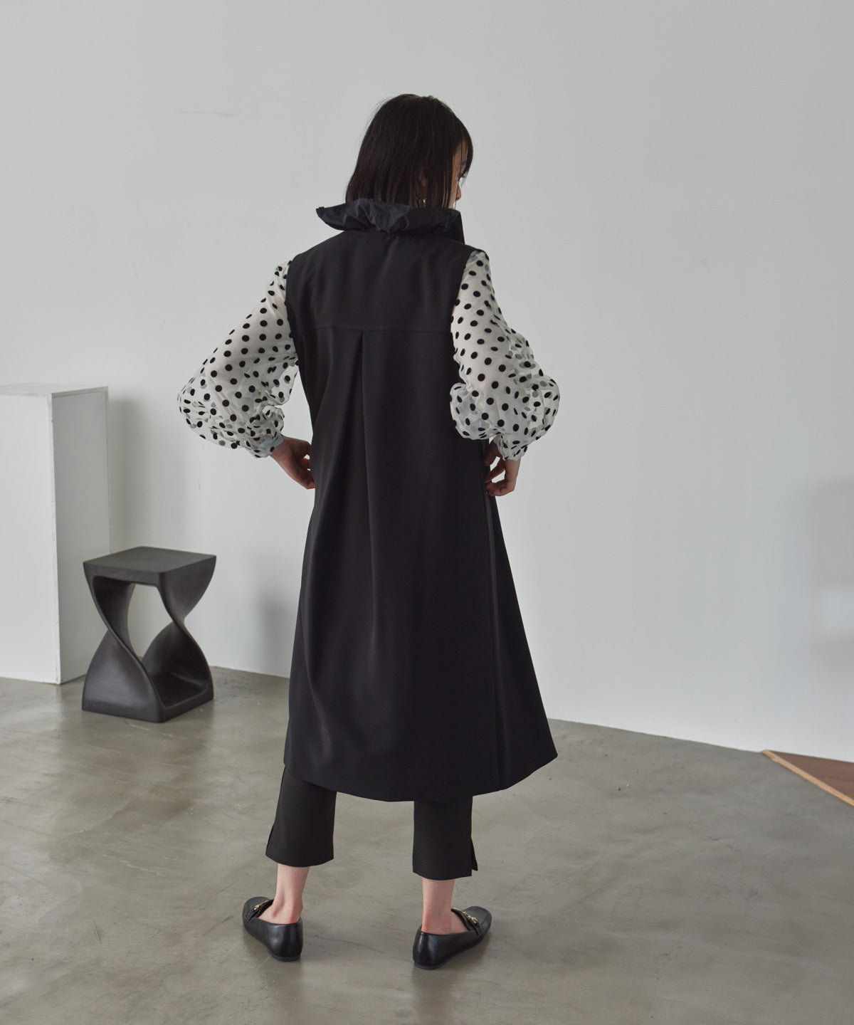 placket frill long gilet