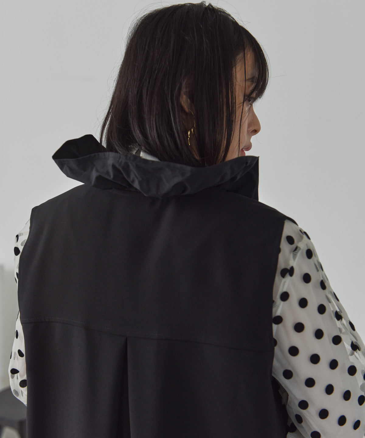 placket frill long gilet