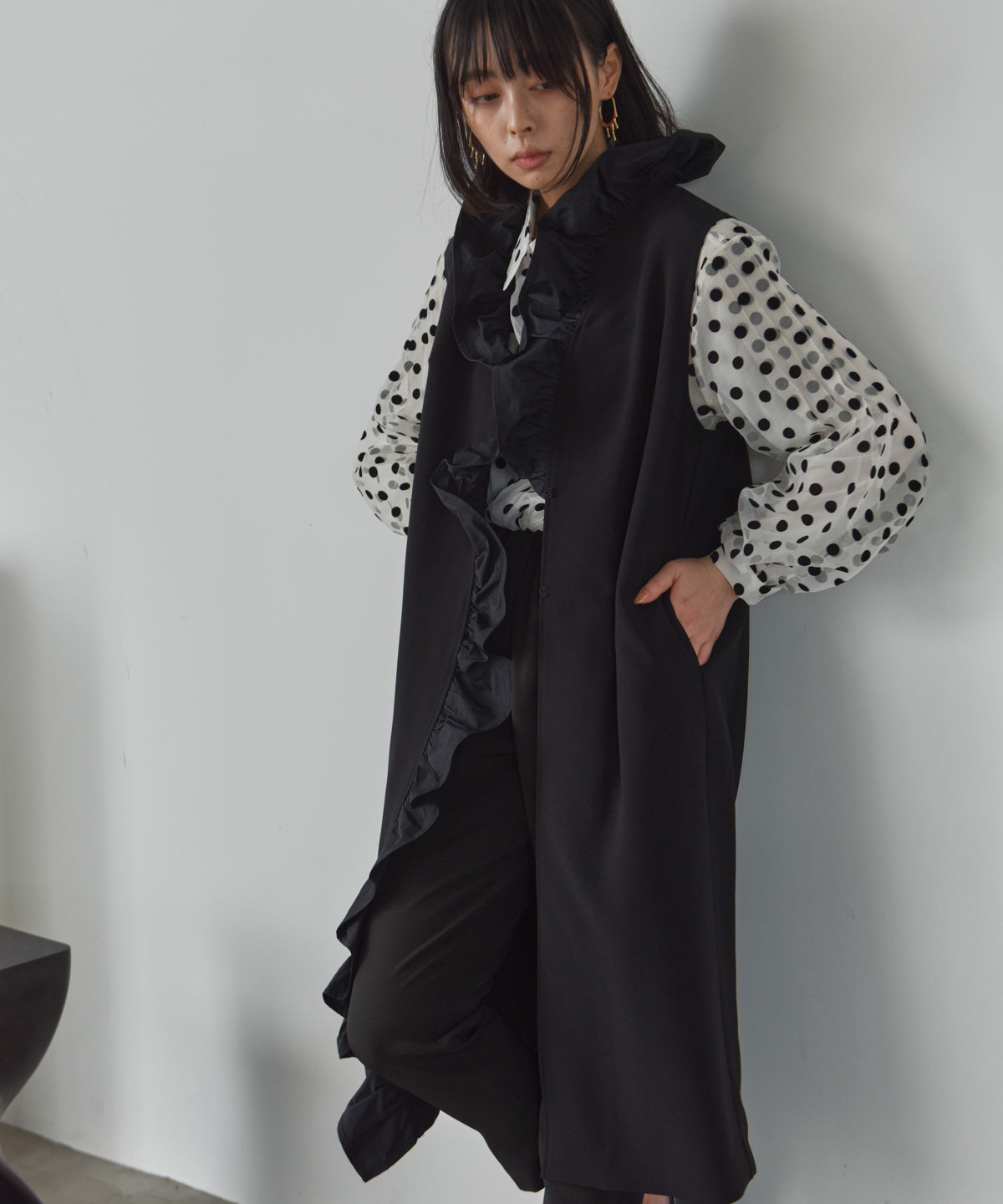 placket frill long gilet