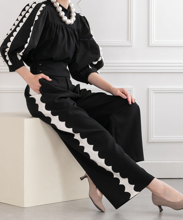 waist button scalloped wide pants