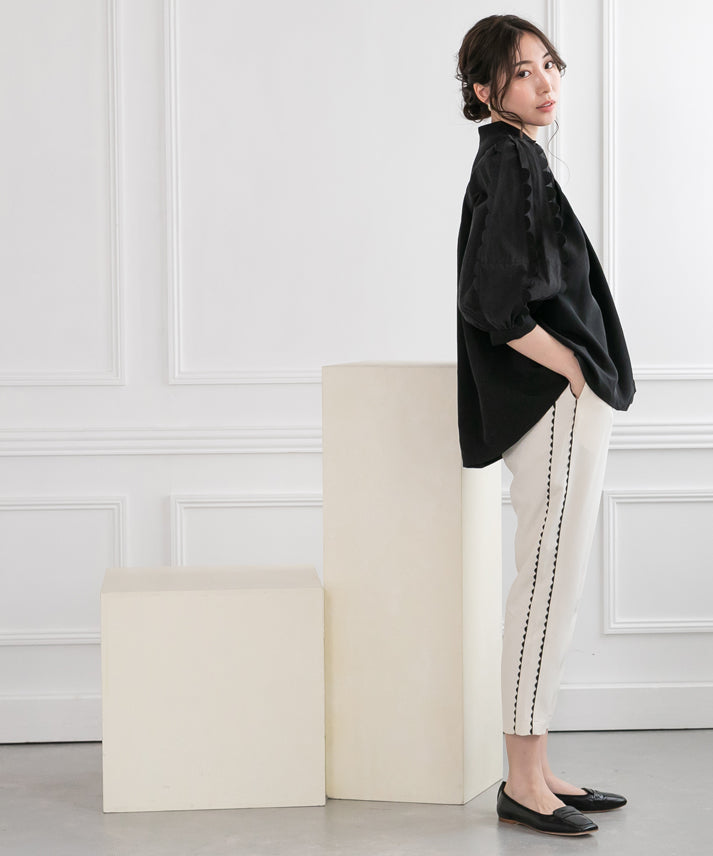 side petit scalloped pants