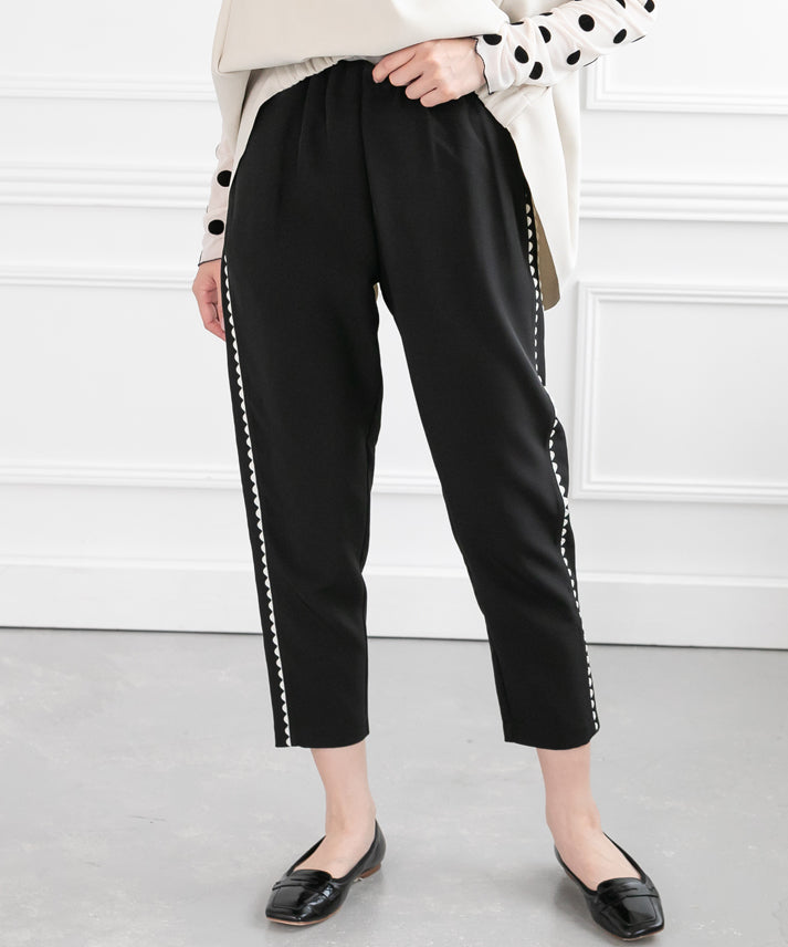 side petit scalloped pants