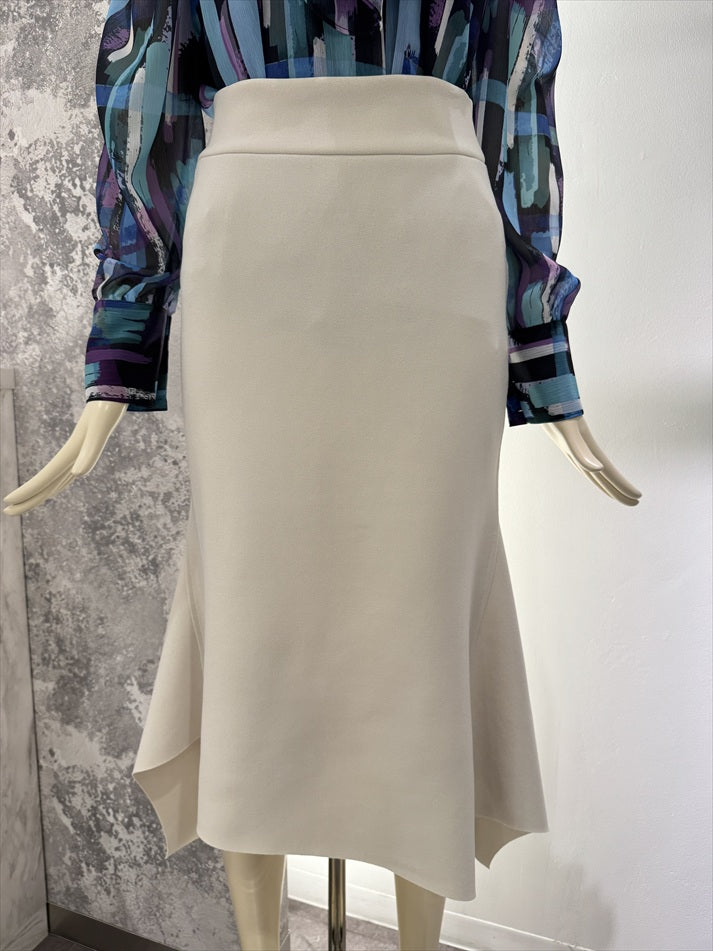 stretch hem asymmetry skirt