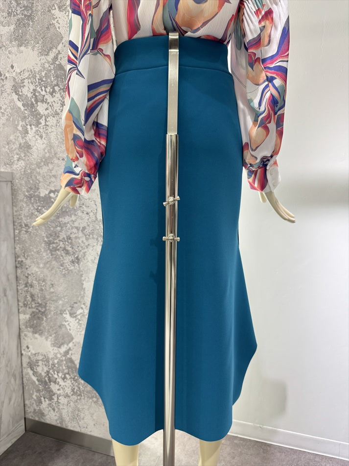 stretch hem asymmetry skirt