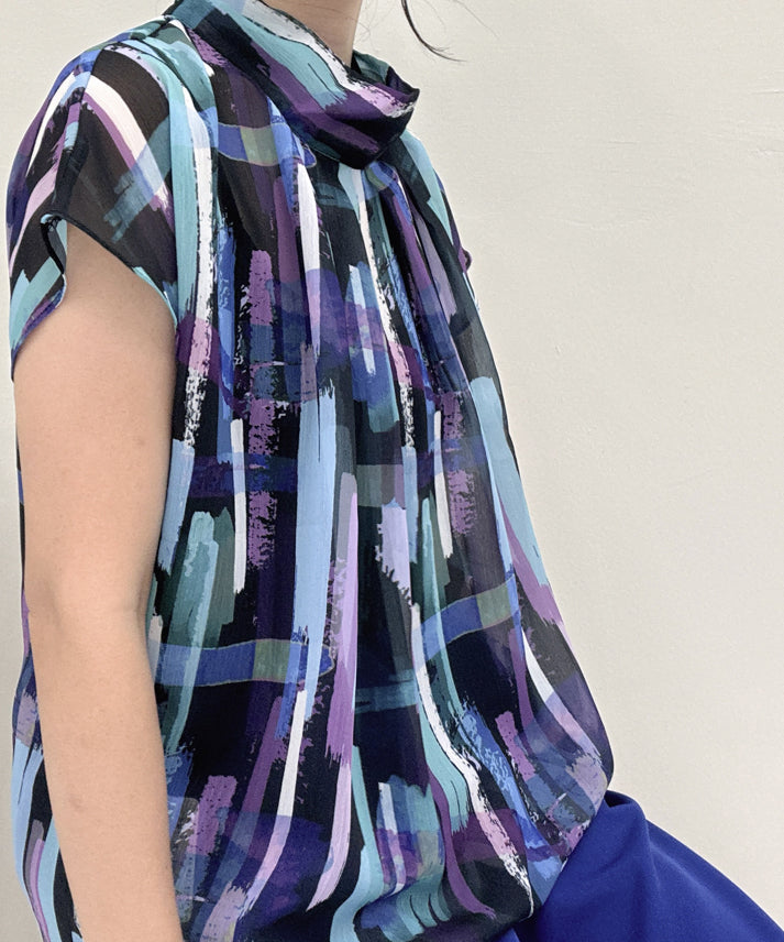 paint patterm blouse