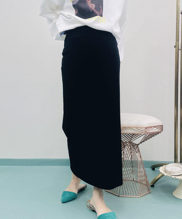 back slit skirt
