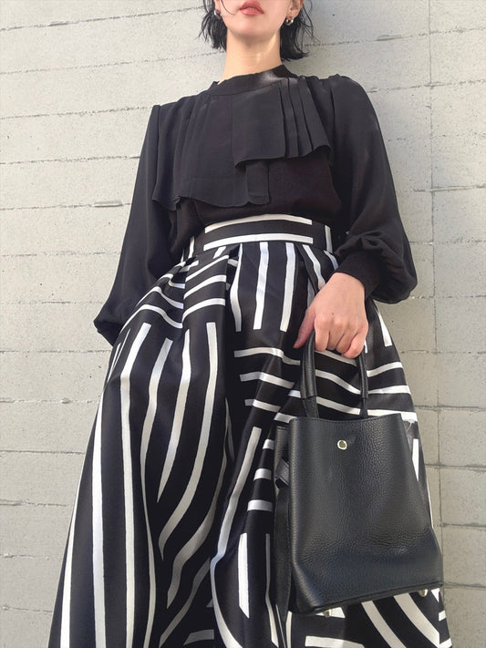 sleeve chiffon back zip knit