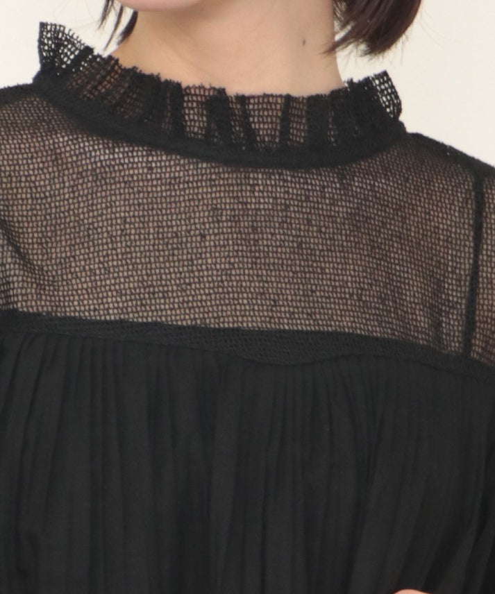 linen decolletage mesh blouse