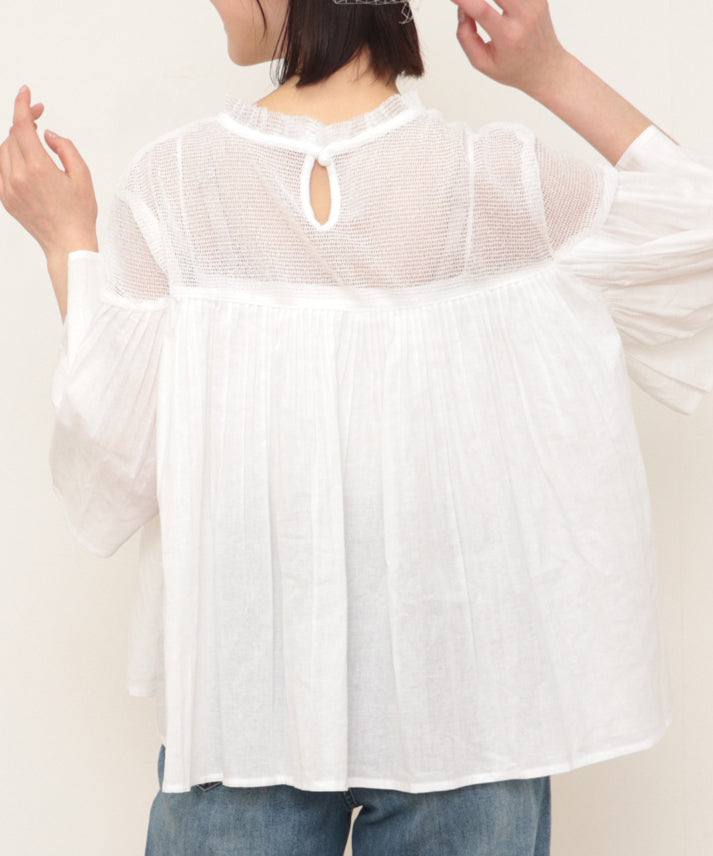 linen decolletage mesh blouse