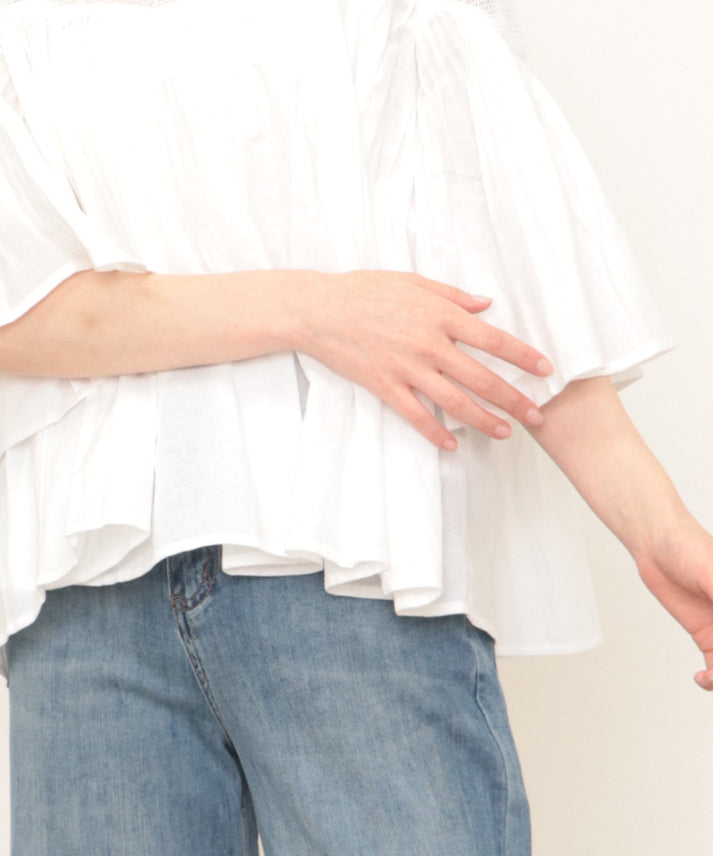 linen decolletage mesh blouse