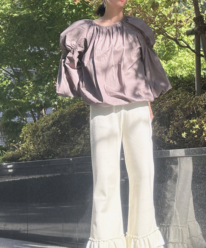 volume long sleeve blouse