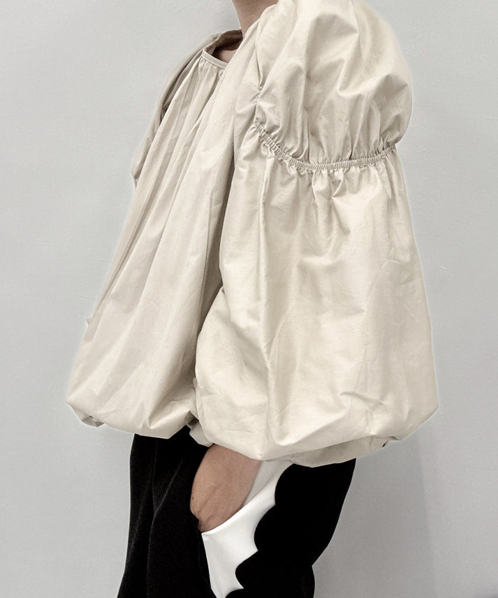 volume long sleeve blouse