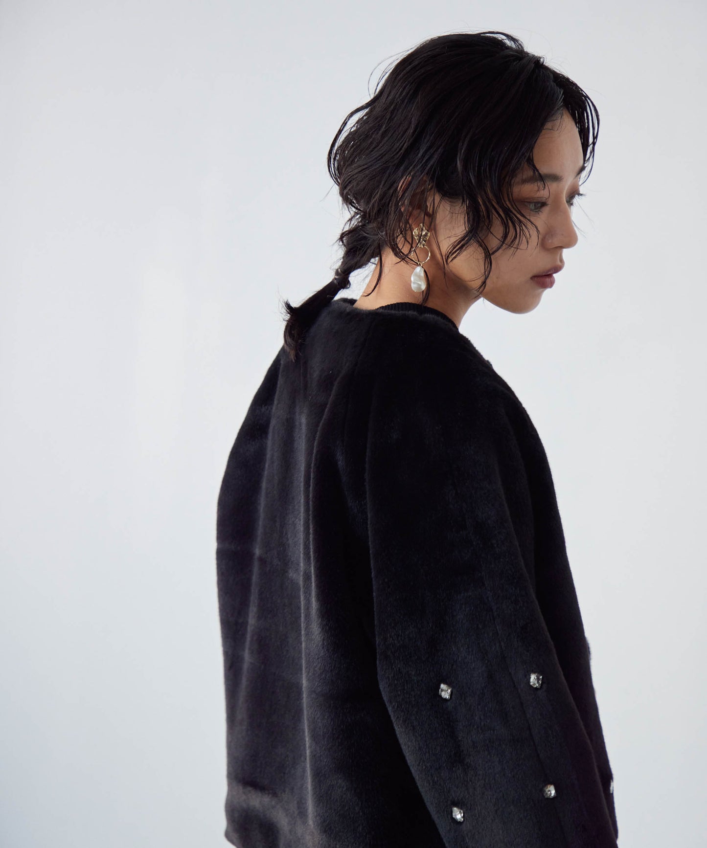 bijou no collar fur jacket