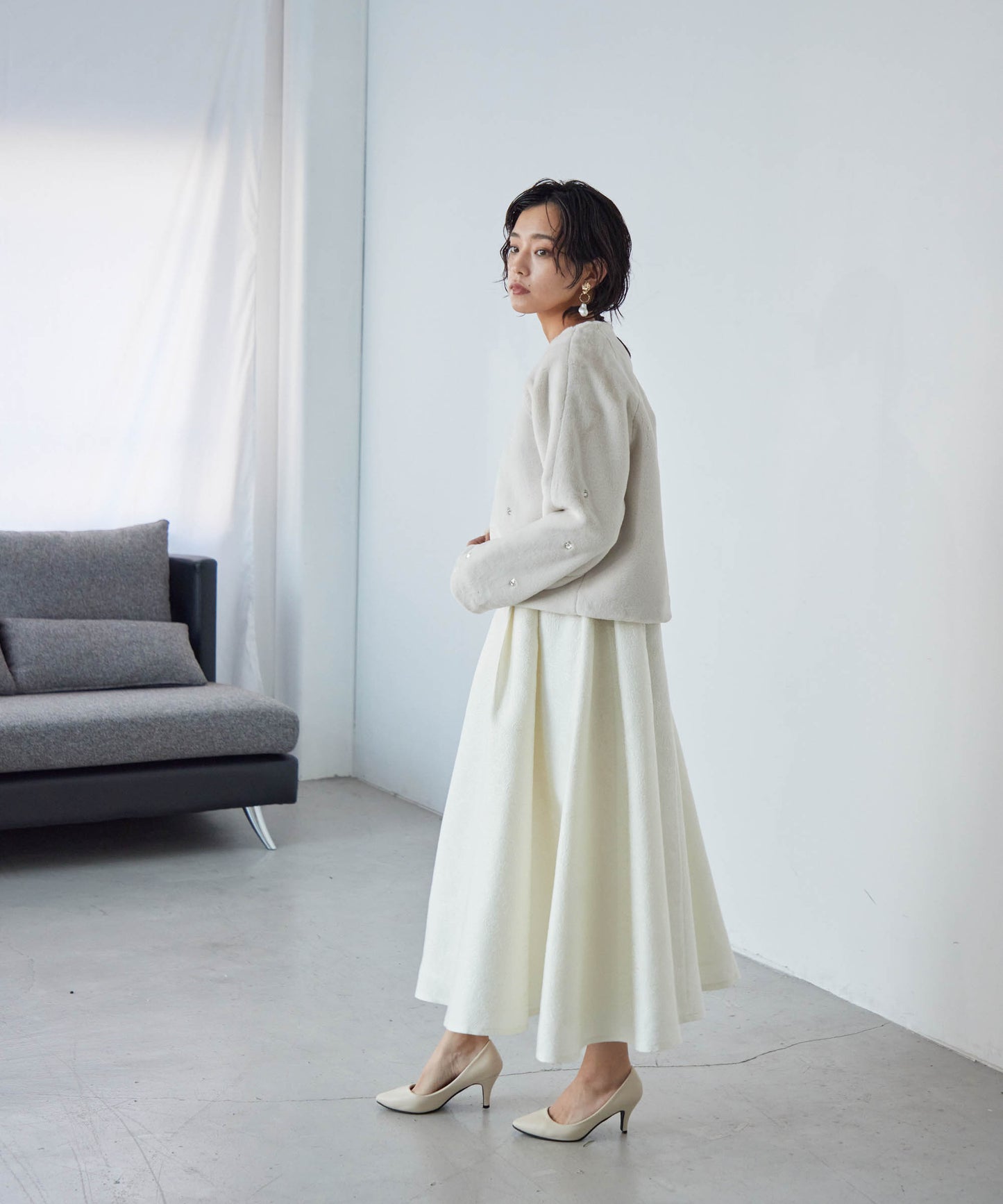 bijou no collar fur jacket