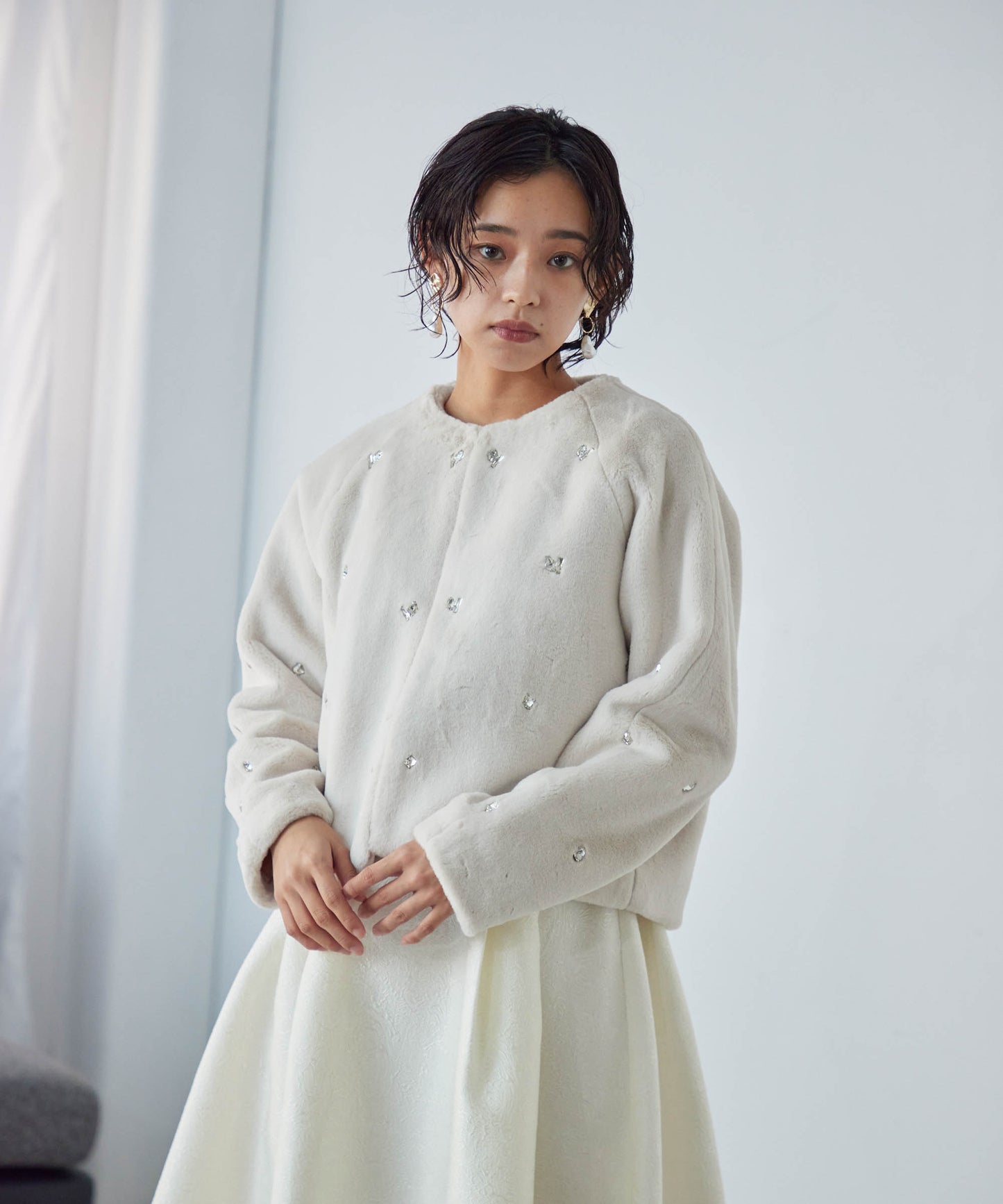 bijou no collar fur jacket