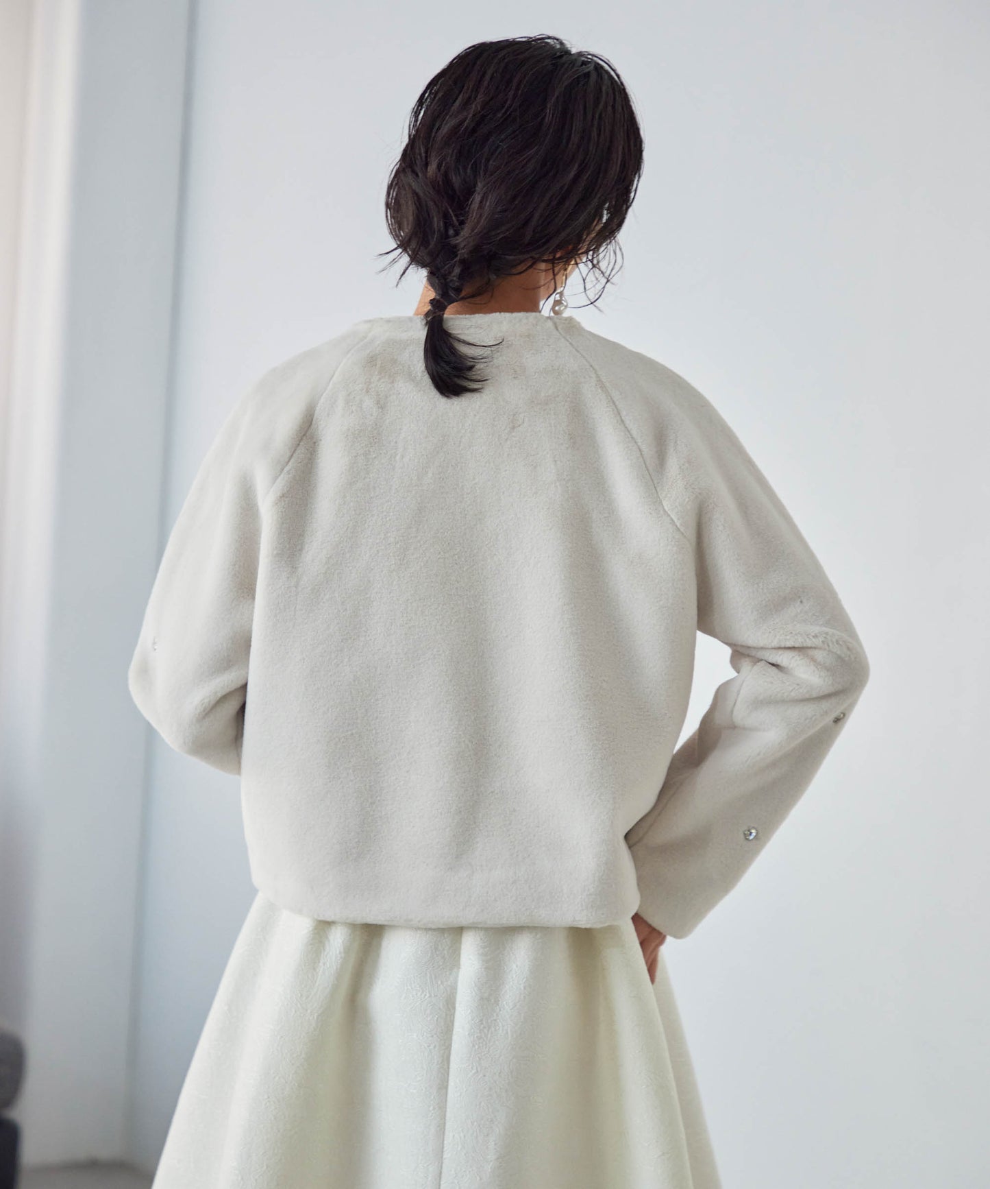 bijou no collar fur jacket