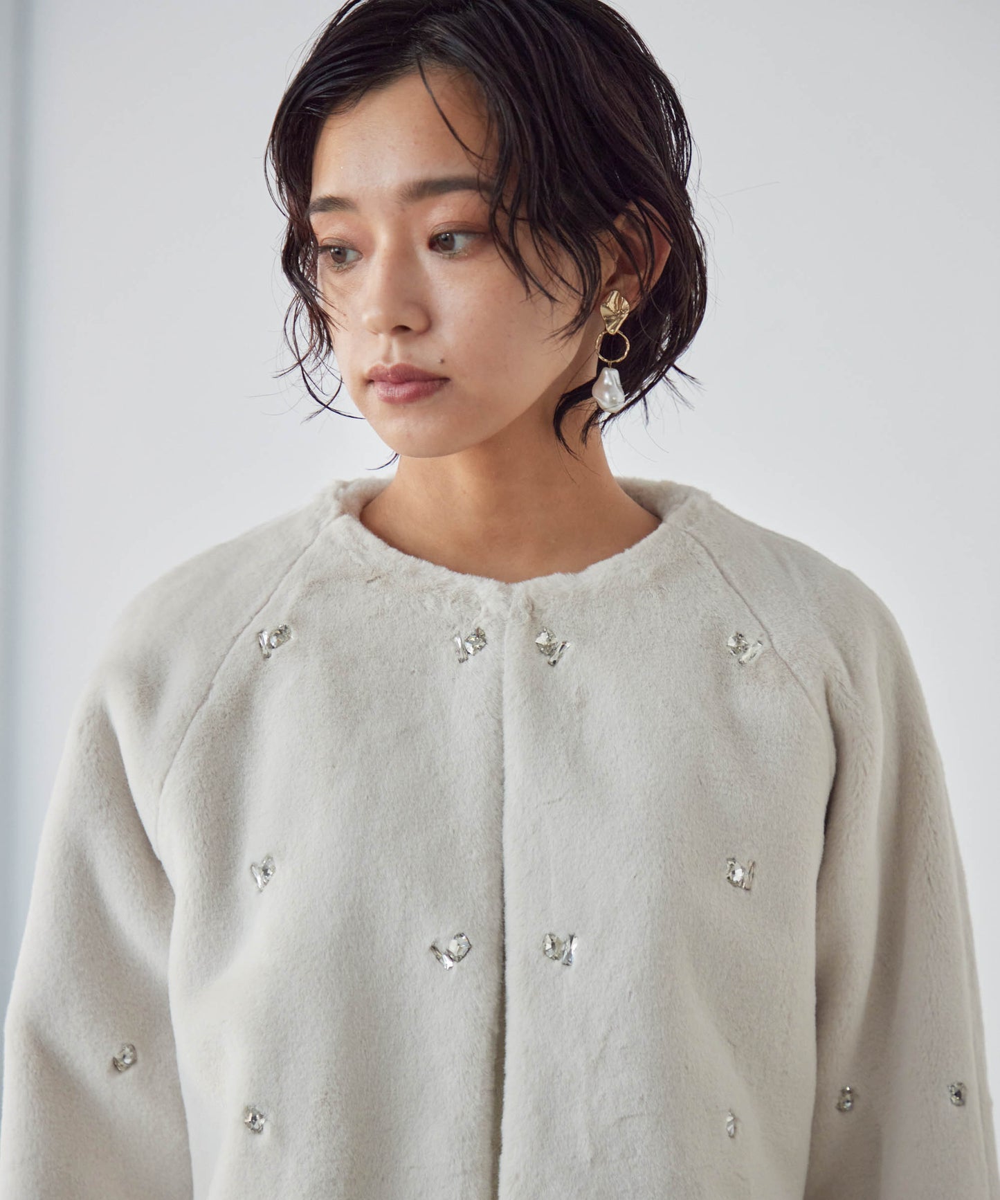 bijou no collar fur jacket