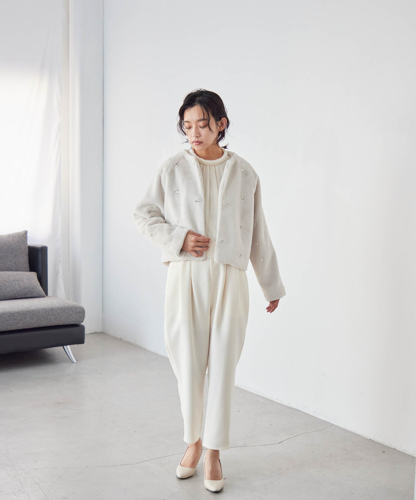 bijou no collar fur jacket