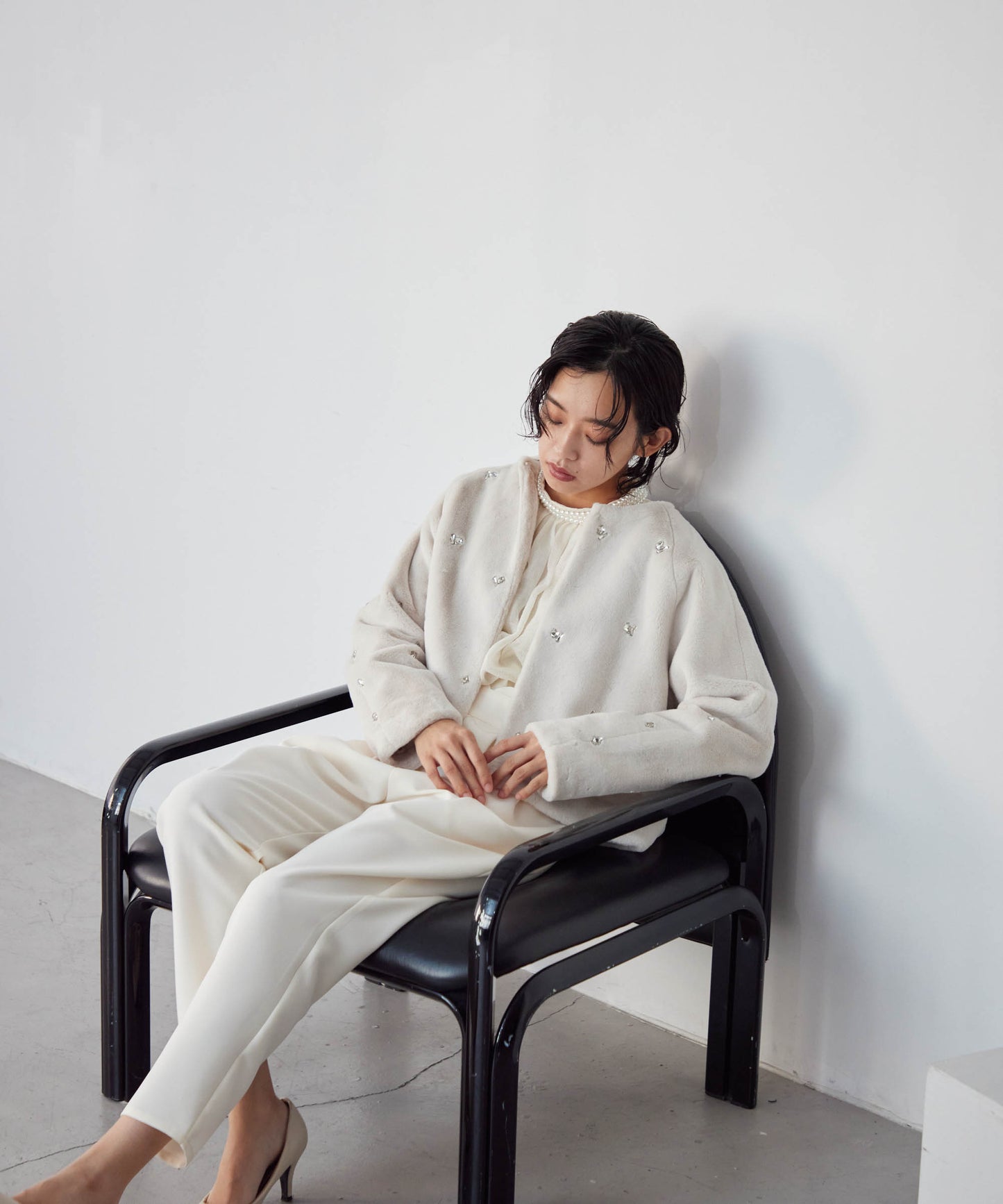 bijou no collar fur jacket