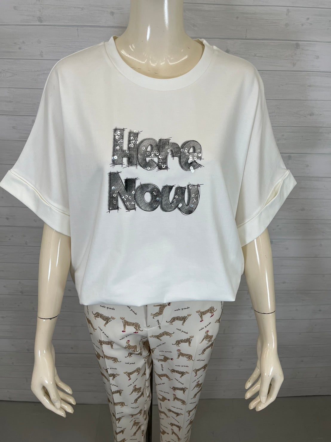 sequins logo T shirt