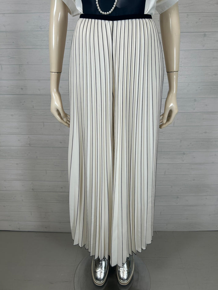 pleats-wide-pants