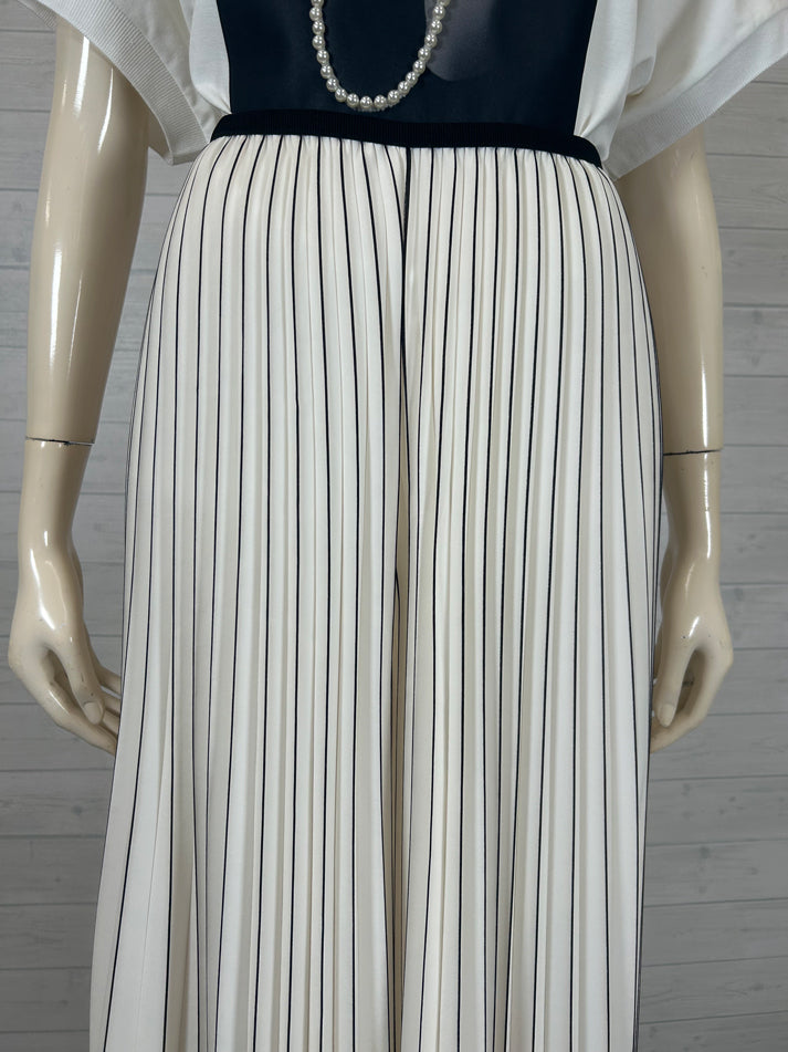 pleats-wide-pants