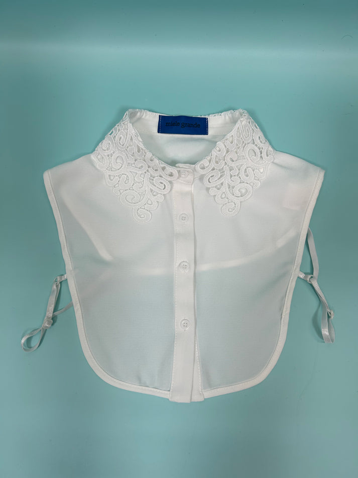 openwork lace false collar
