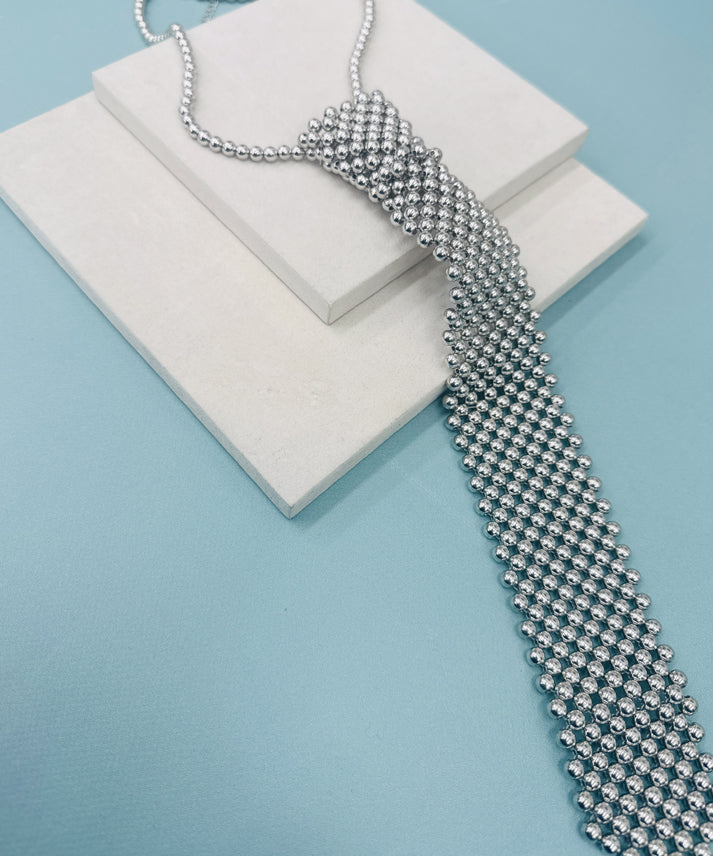 tie necklace