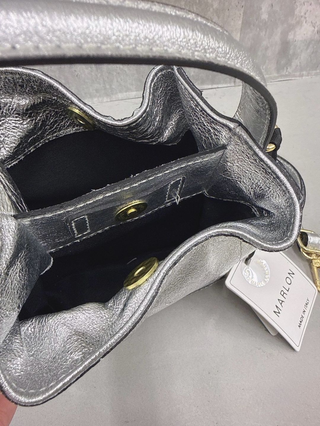 MARLON Firenze small laminato shoulder bag