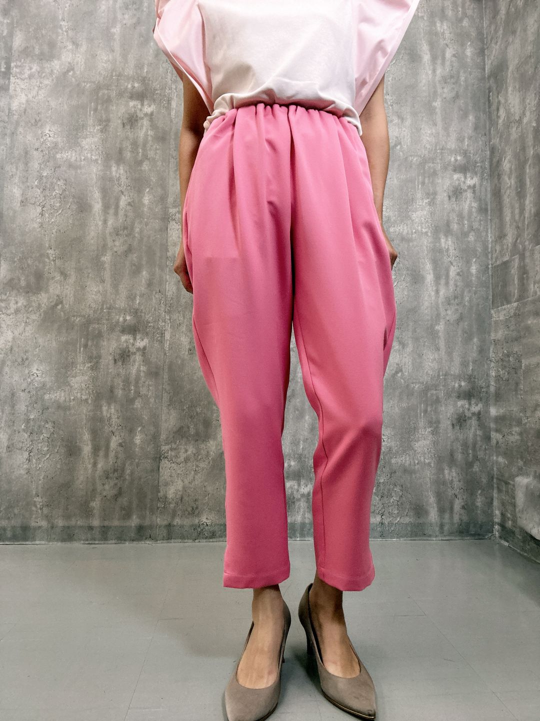 tapered pants