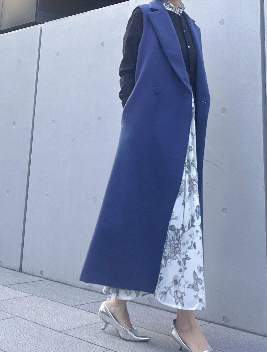 Bijou Button Sleeveless Coat