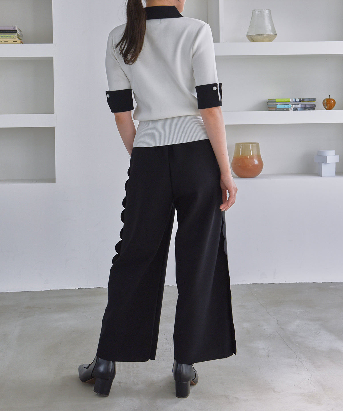 side scalloped pants