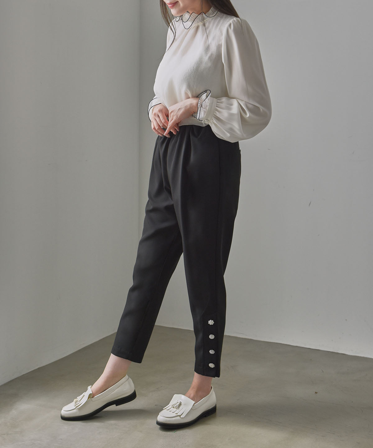 hem bijou button pants