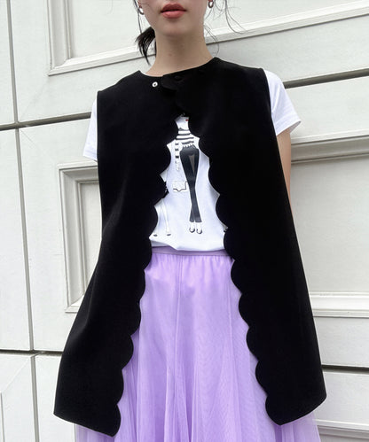 back button scalloped vest