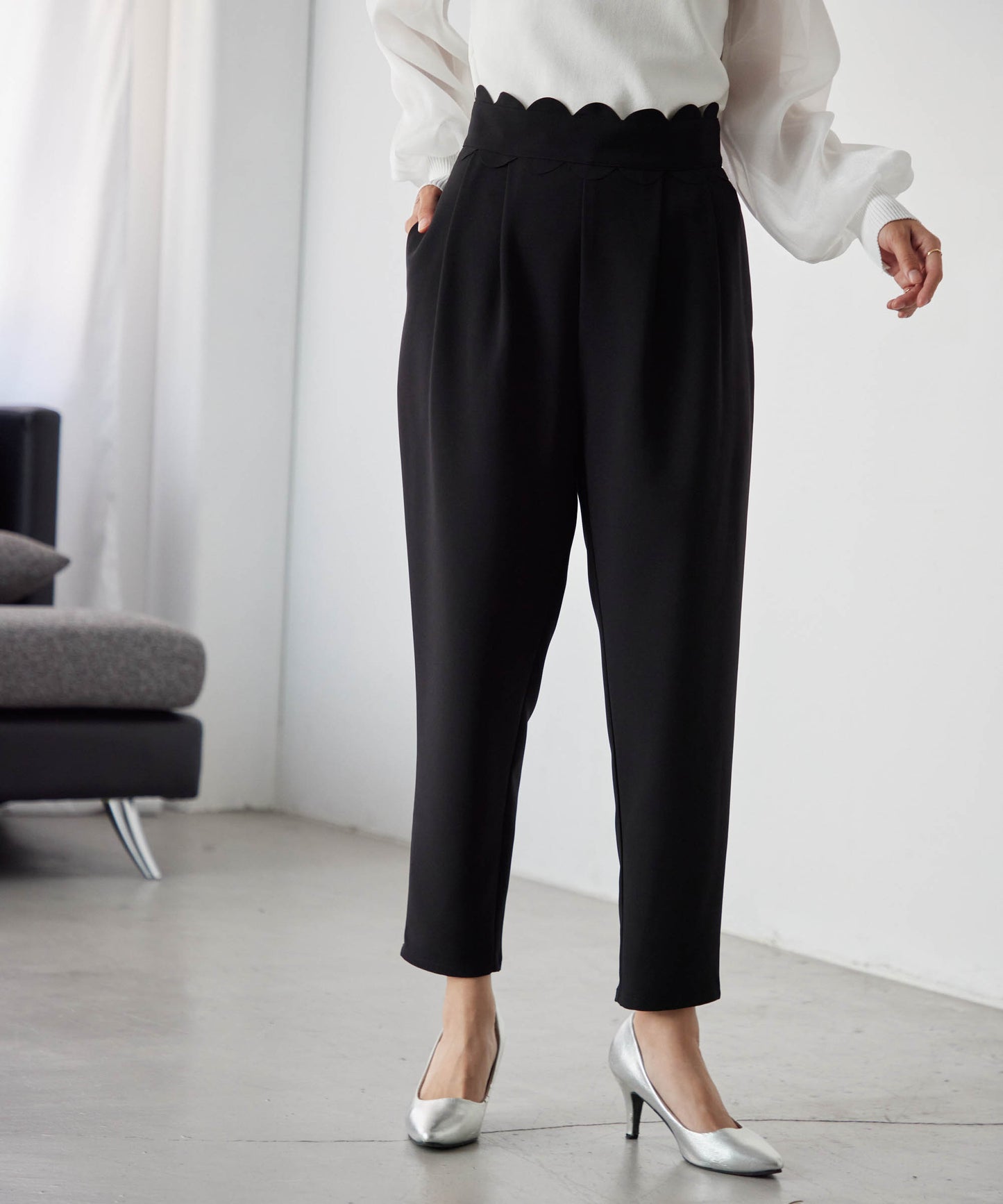 2WAY scalloped pants