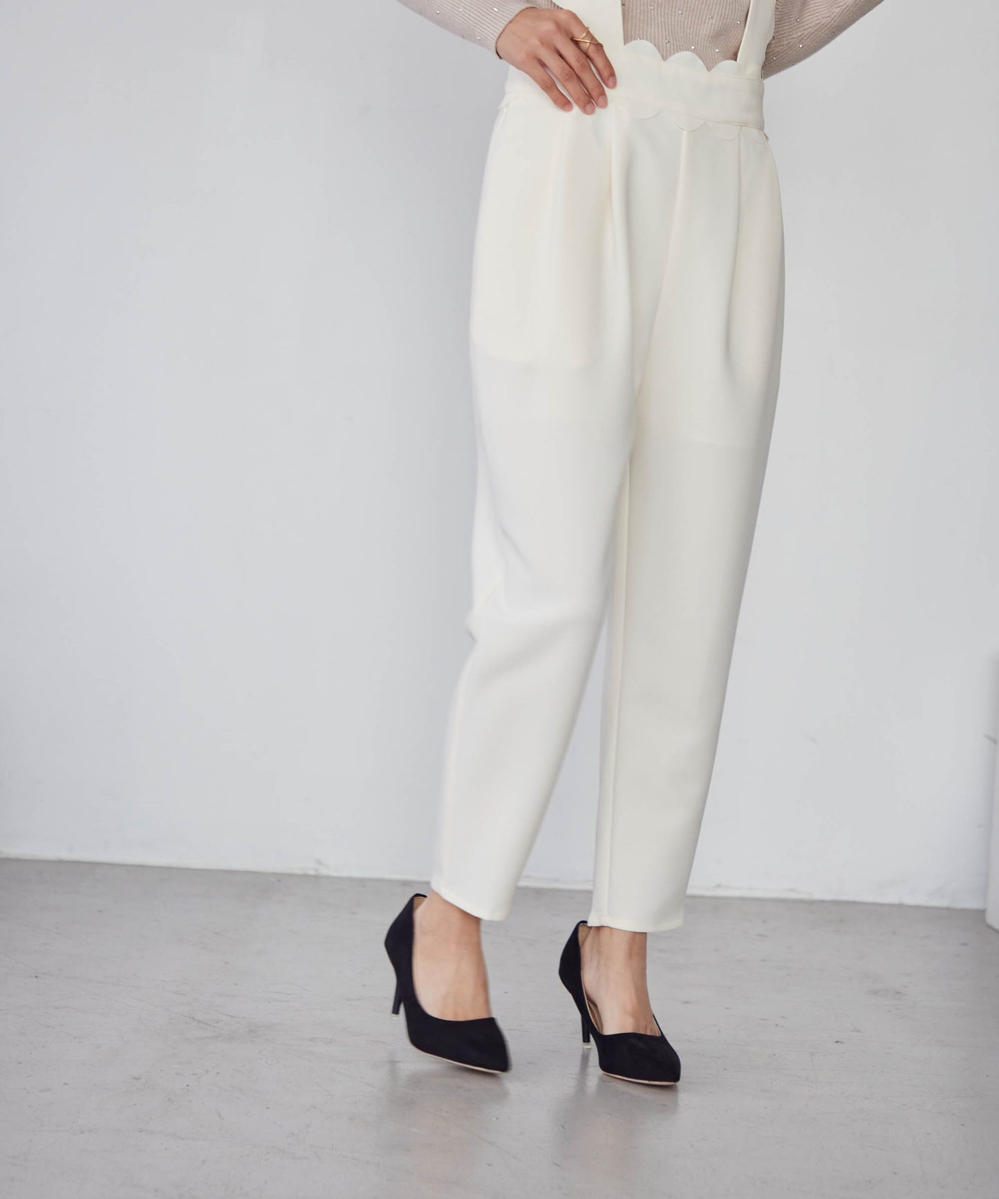 2WAY scalloped pants