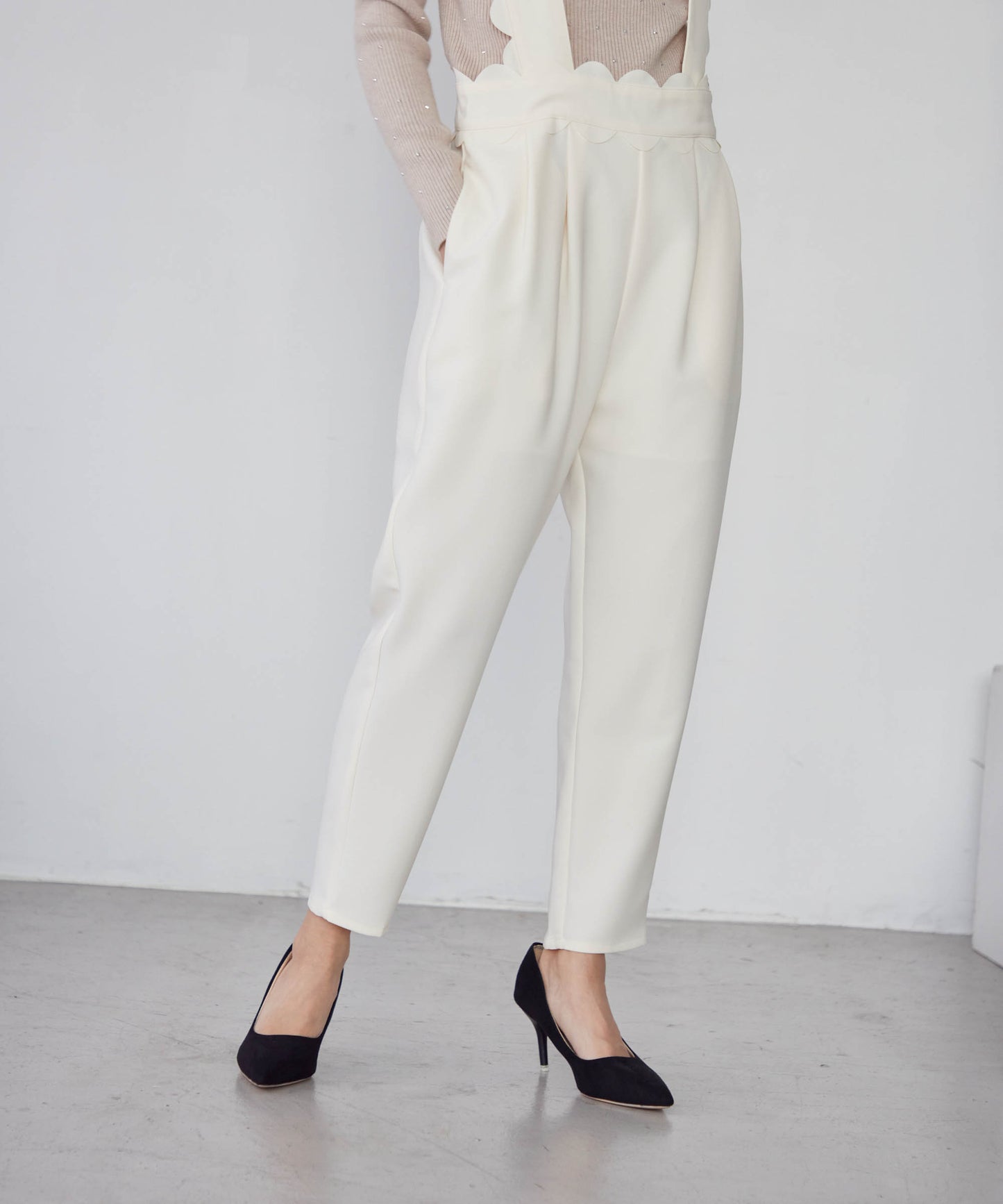 2WAY scalloped pants