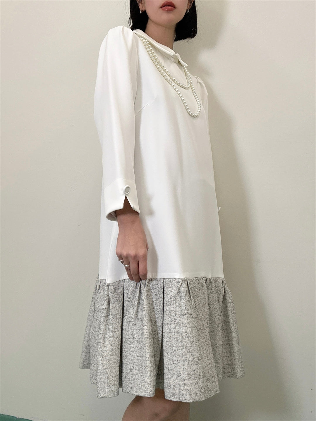 hem switching tweed frills onepiece