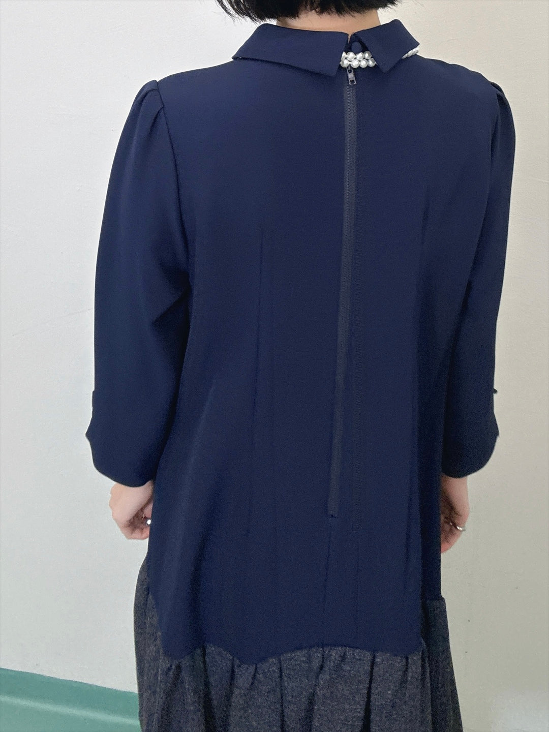 hem switching tweed frills onepiece