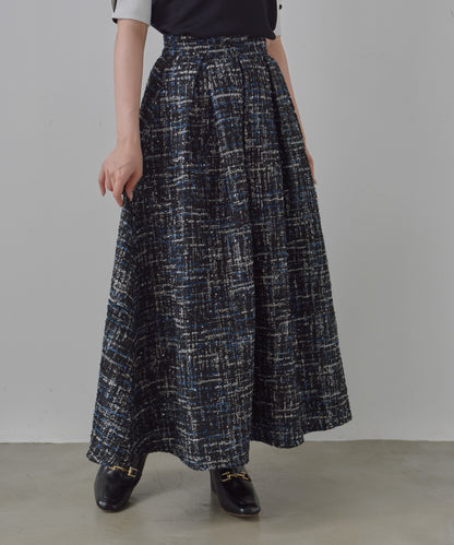 color mix tweed long skirt