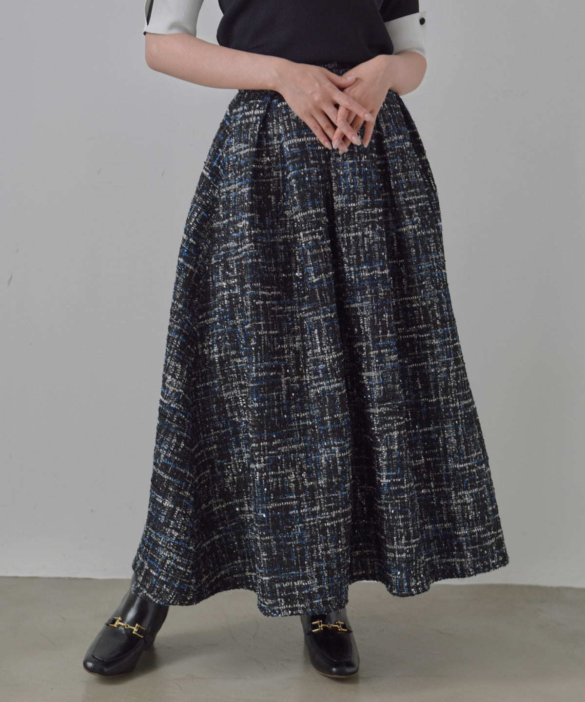 color mix tweed long skirt