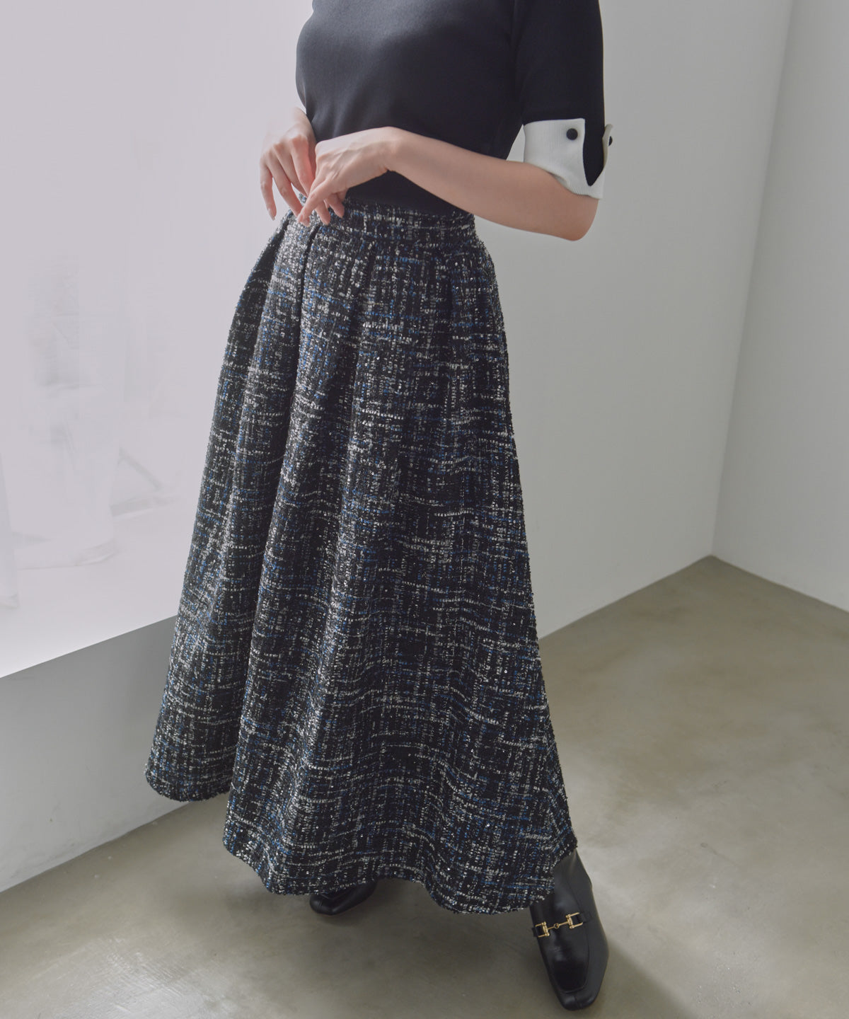 color mix tweed long skirt
