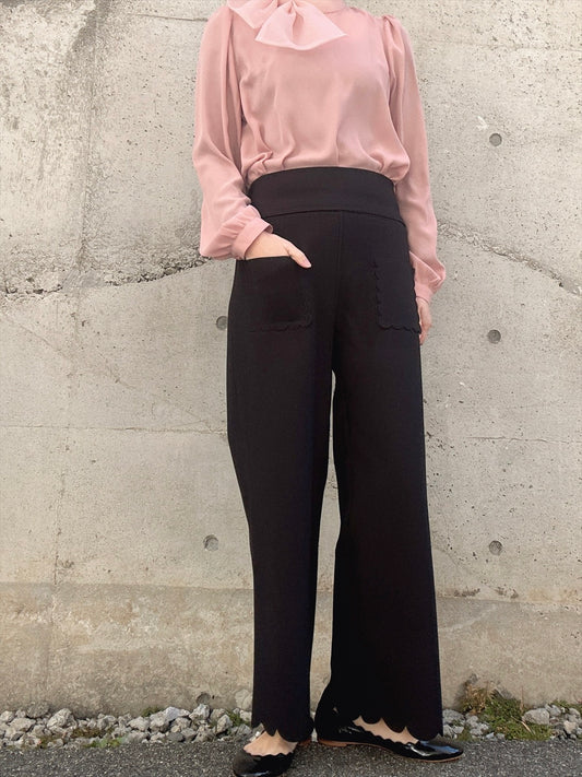 hem pocket scalloped pants